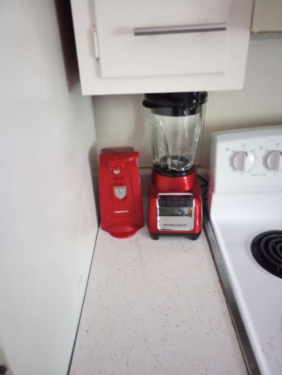 two bedroom apartment everything must go 2000