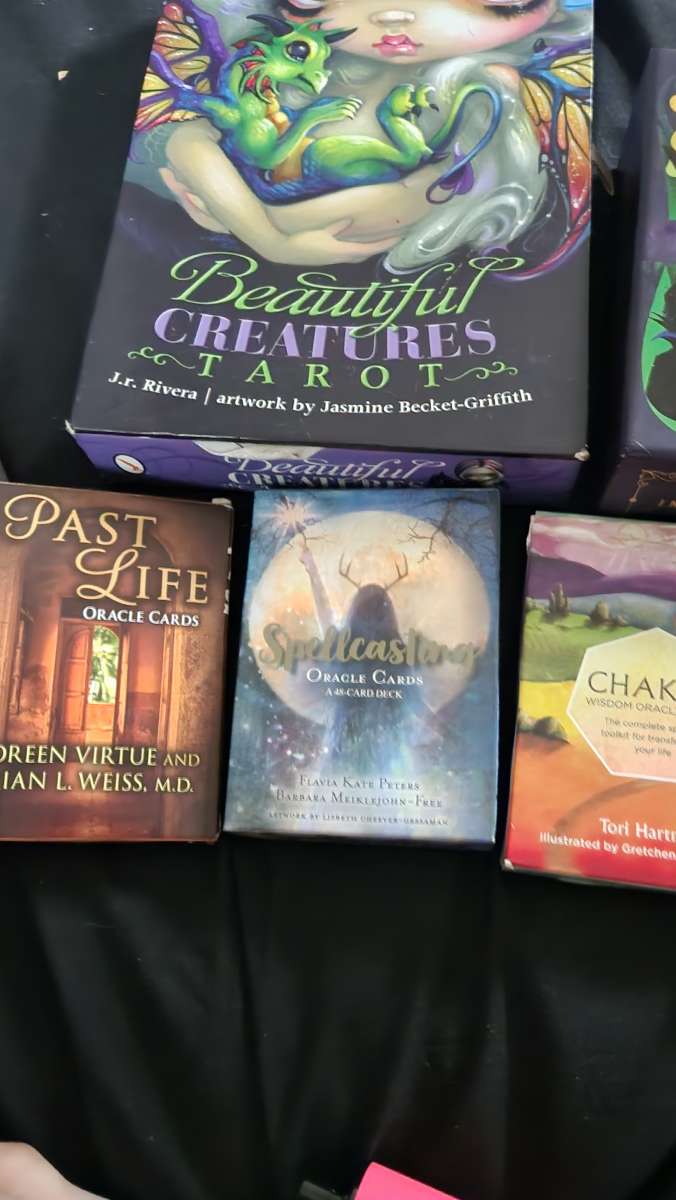 Tarot Oracle and Ruins Readings
