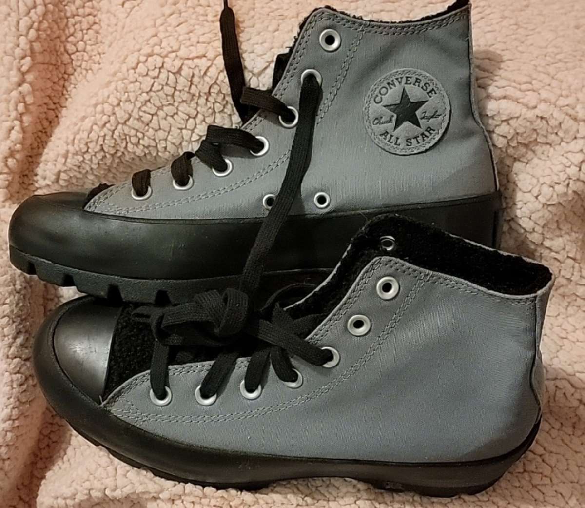 Converse Black and Gray