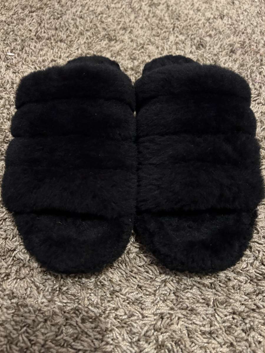 Ugg slides
