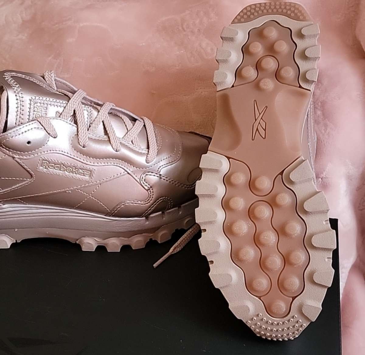 Reebok Cardi B Rose Gold