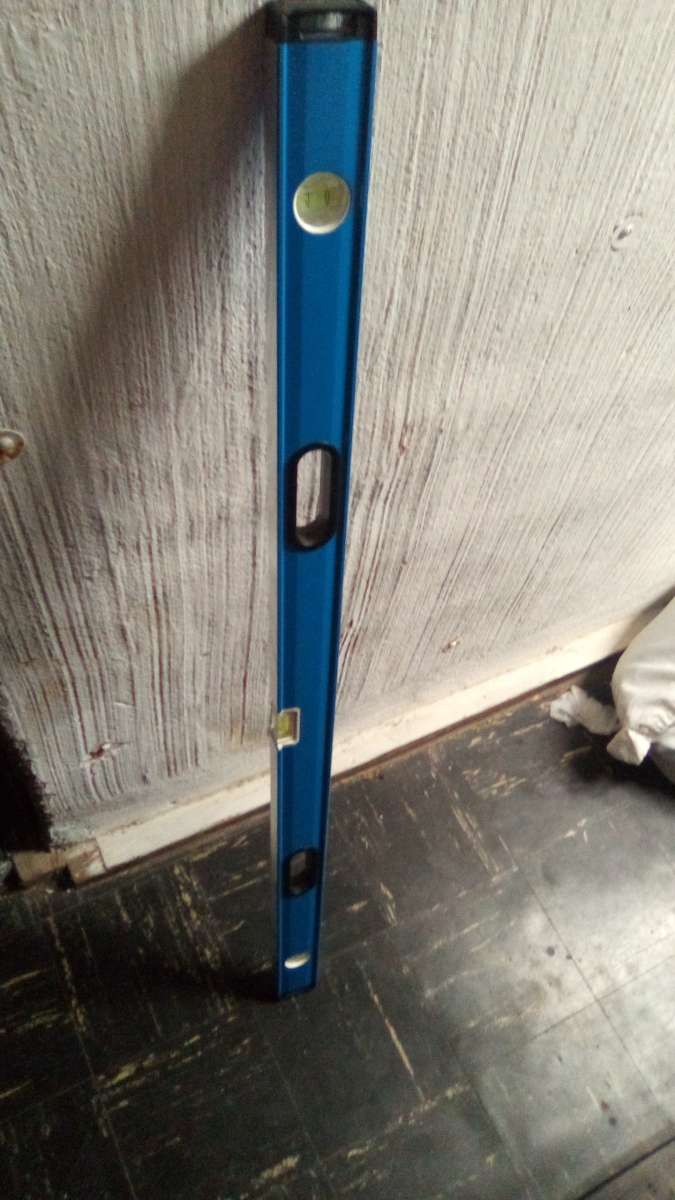 Empire Compact Level