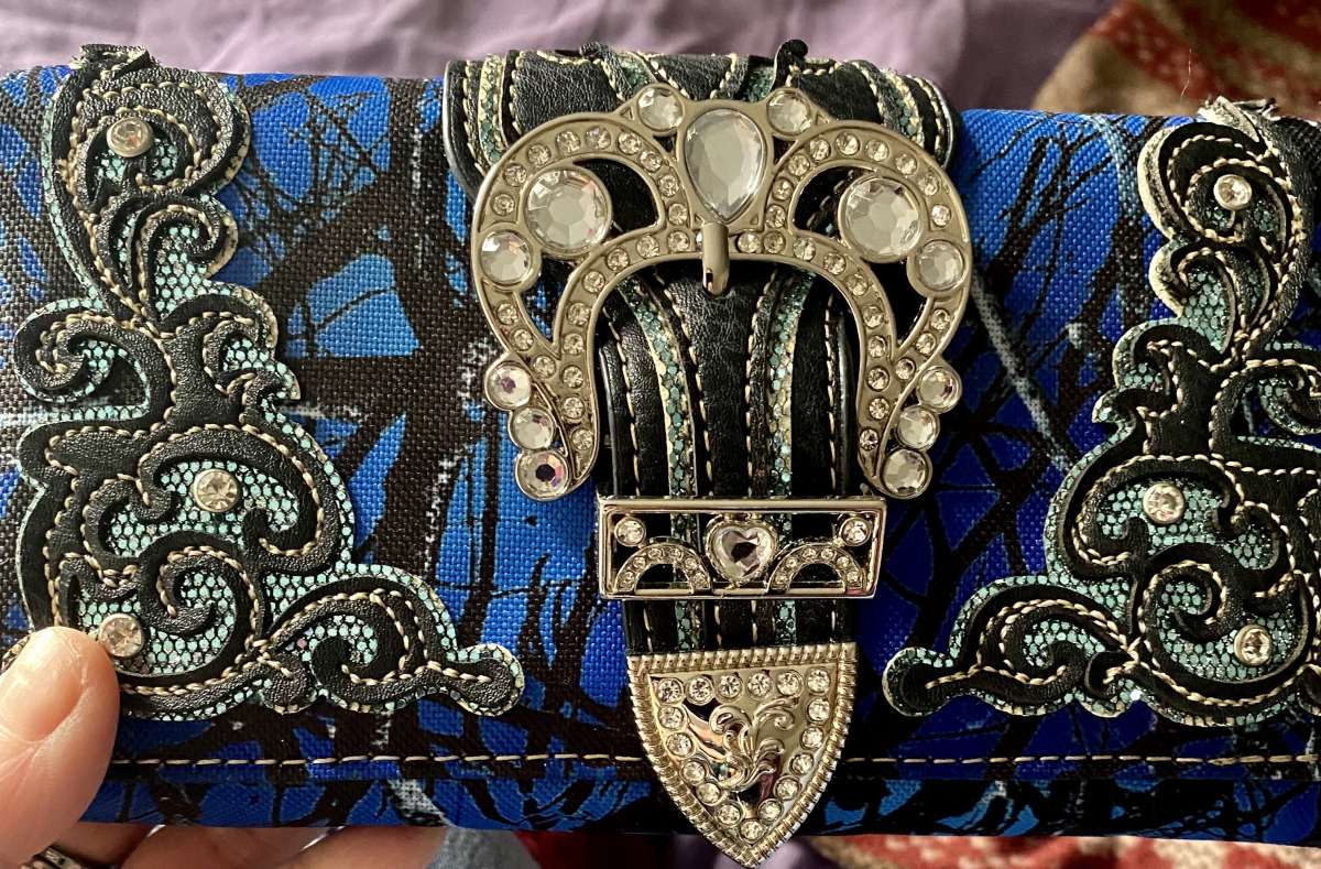 camo purse with a camo wallet