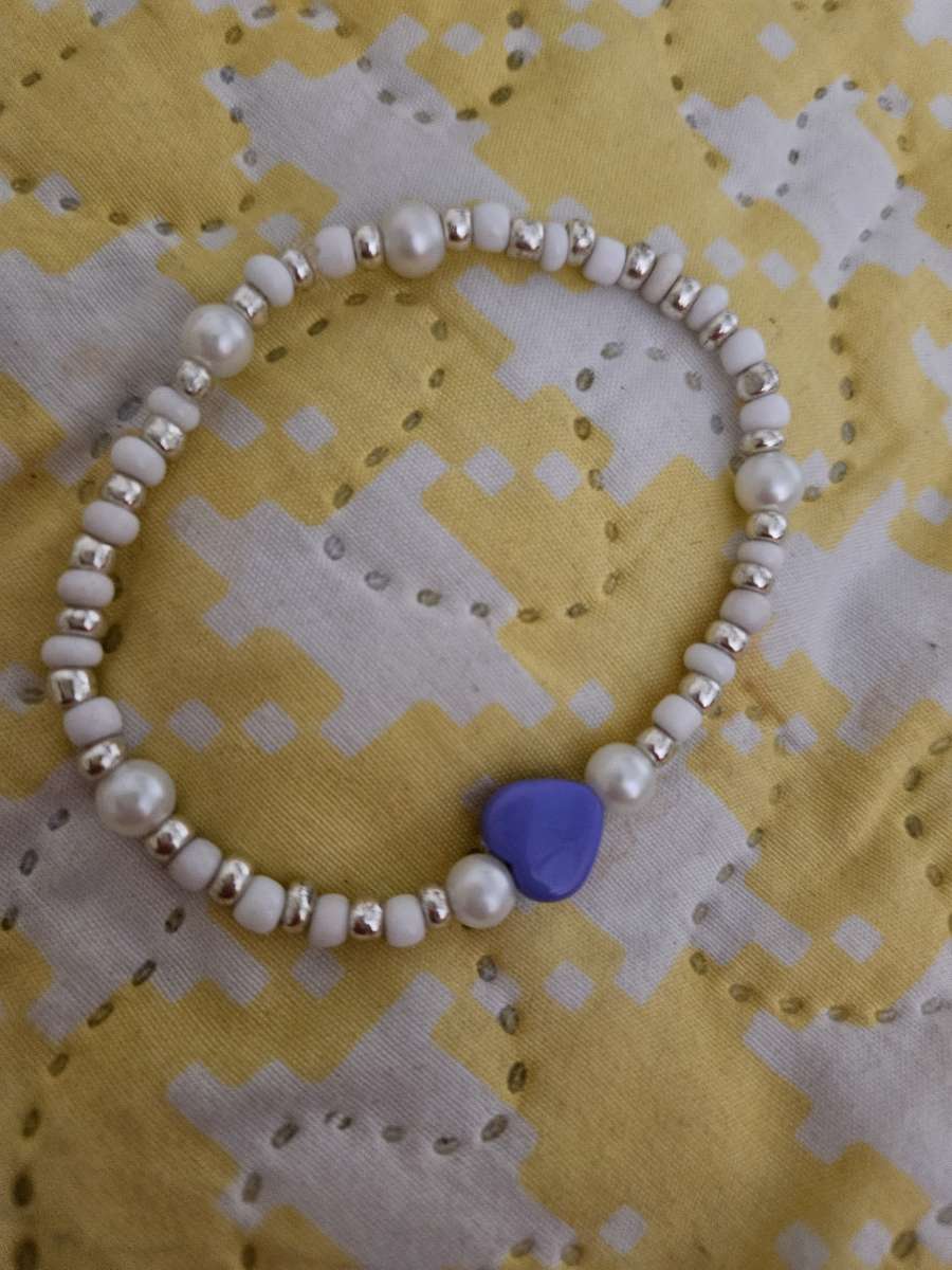 Bead bracelet