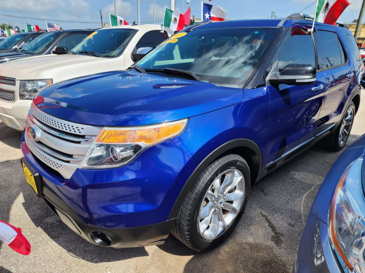 Ford Explorer V6 XLT 2013