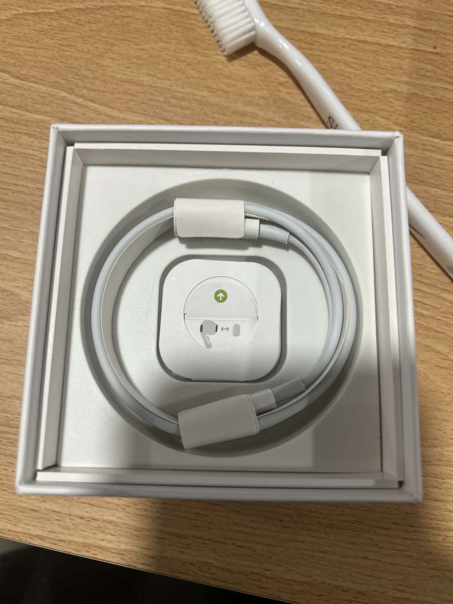 BEST OFFER Apple AirPod Pros 2