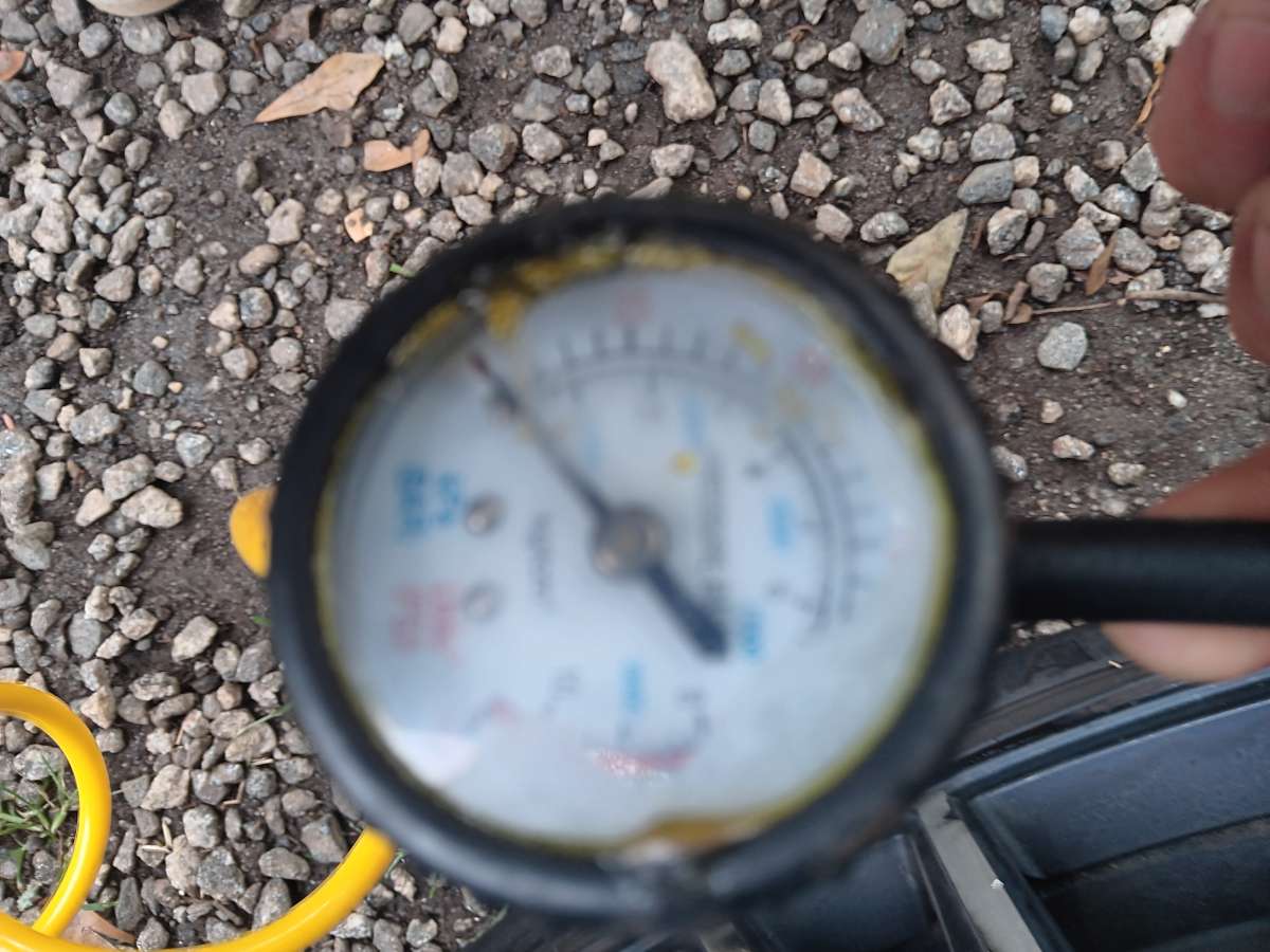 12v 150psi tire inflator