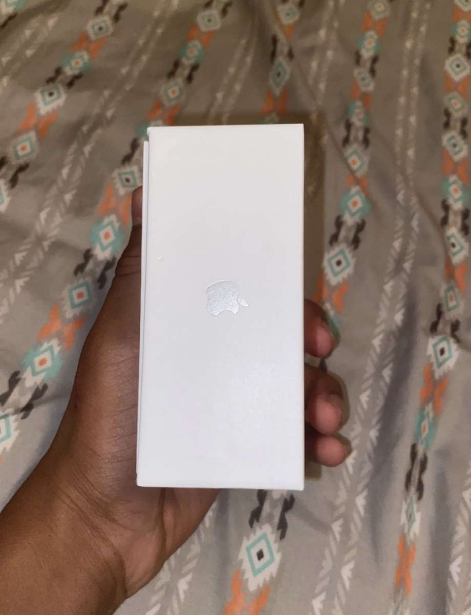 Apple AirPods Pro Charging Case Included And charger include