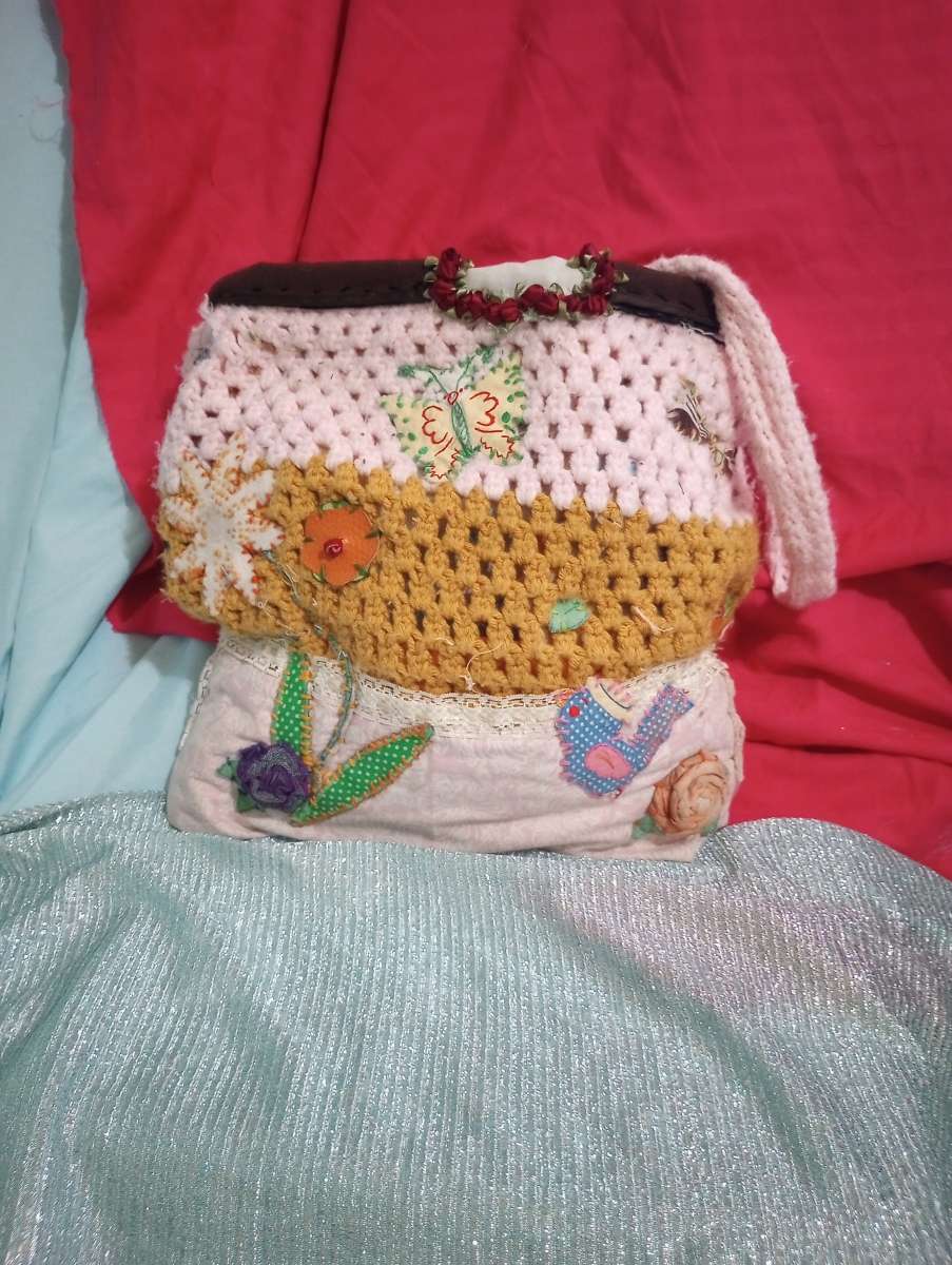 Vintage Style Crocheted Purse
