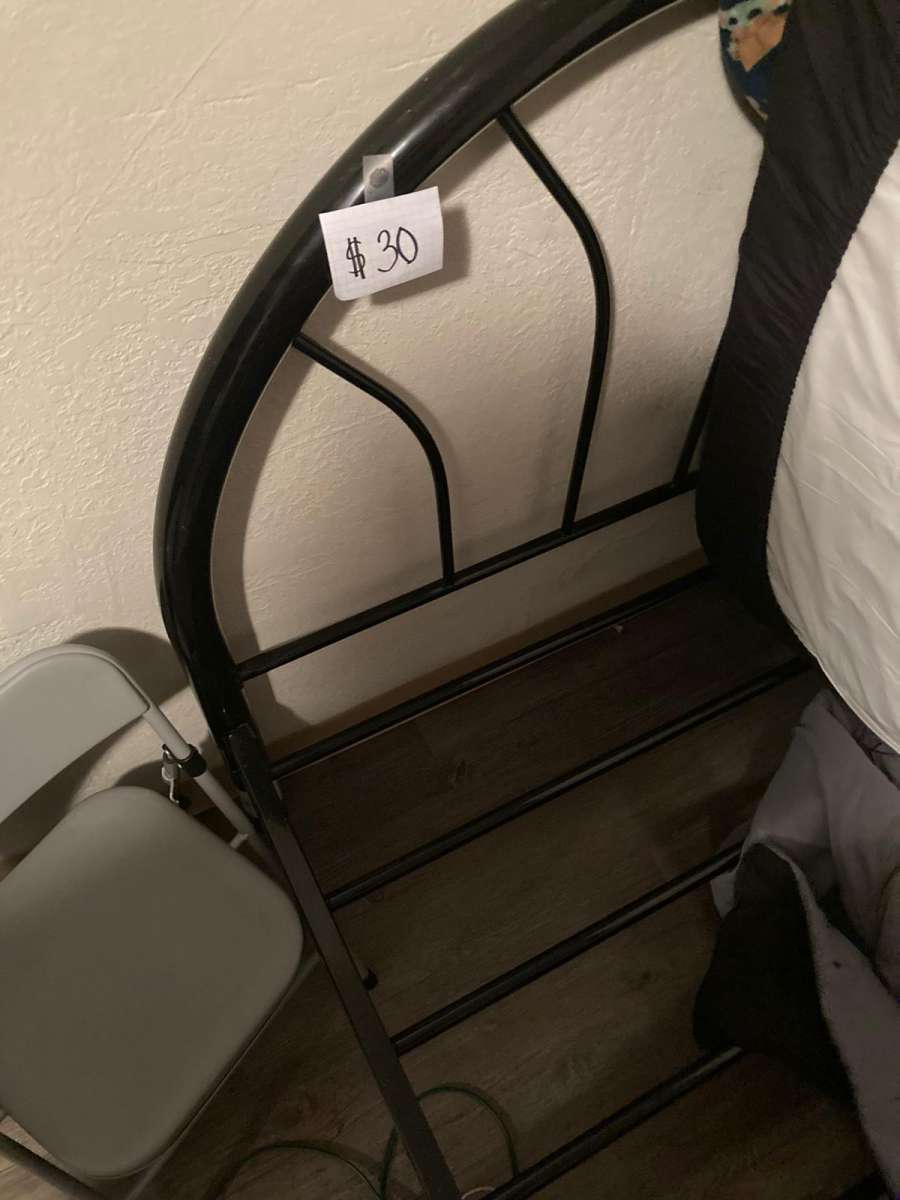 camas nevera mesa gamer cuadros