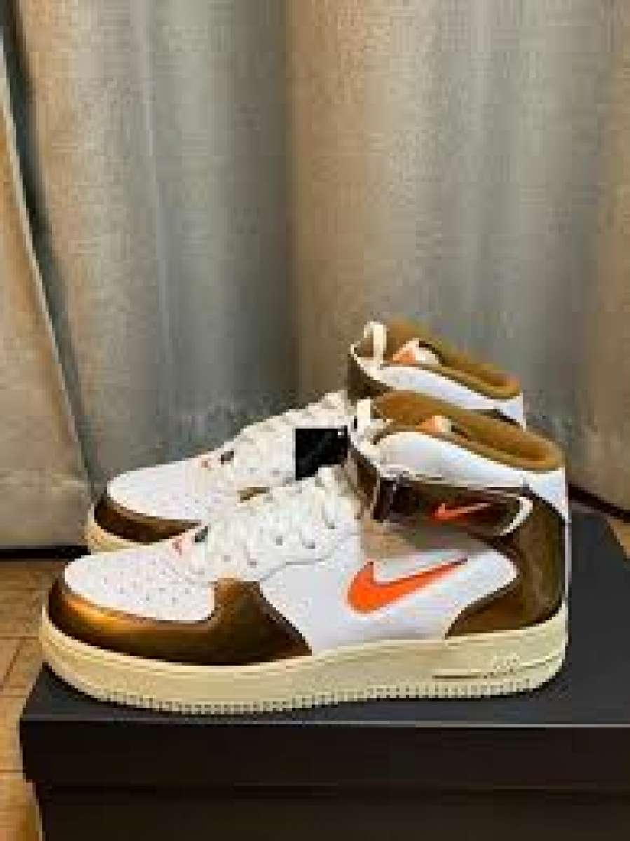 Nike Mid Qs Air Force 1 Us12 White Orange Ale Brown Shoe Sne