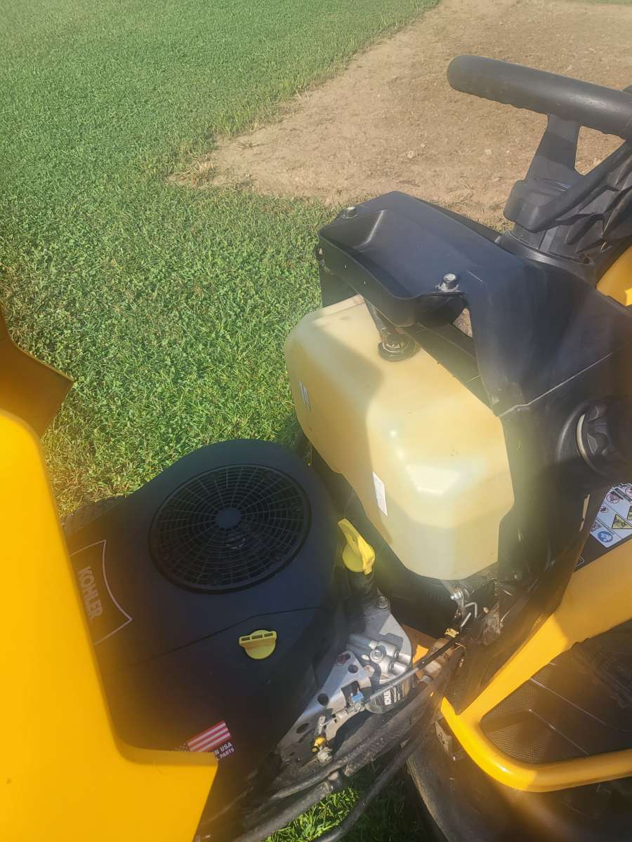 cub cadet riding mower