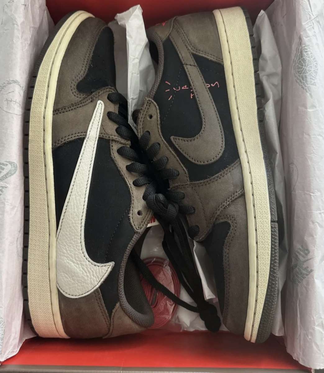 100 percent authentic