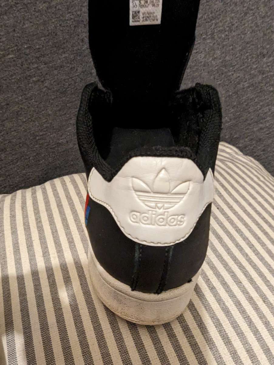 Adidas Superstar Sneakers