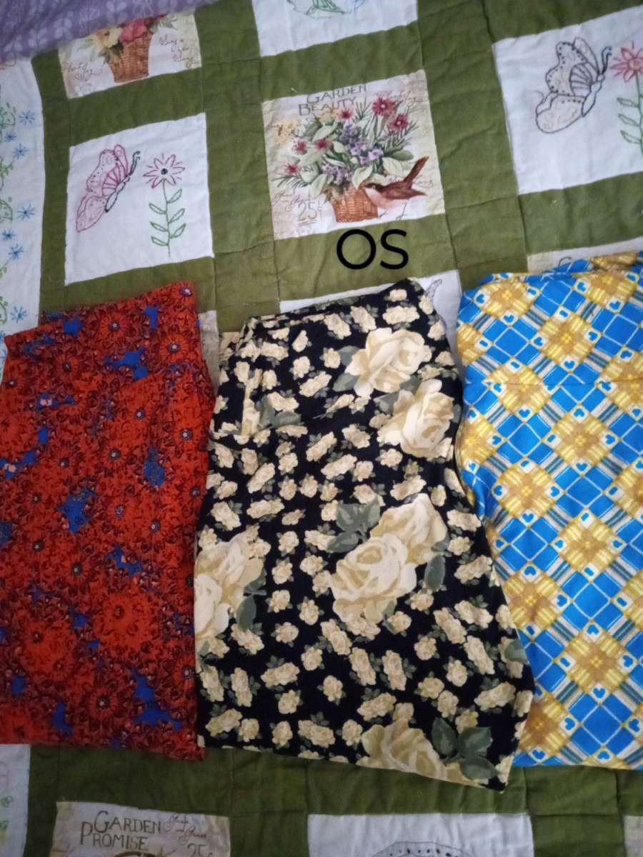 Brand New LuLaRoe OS Leggings 9 each Fit size 2 to 10