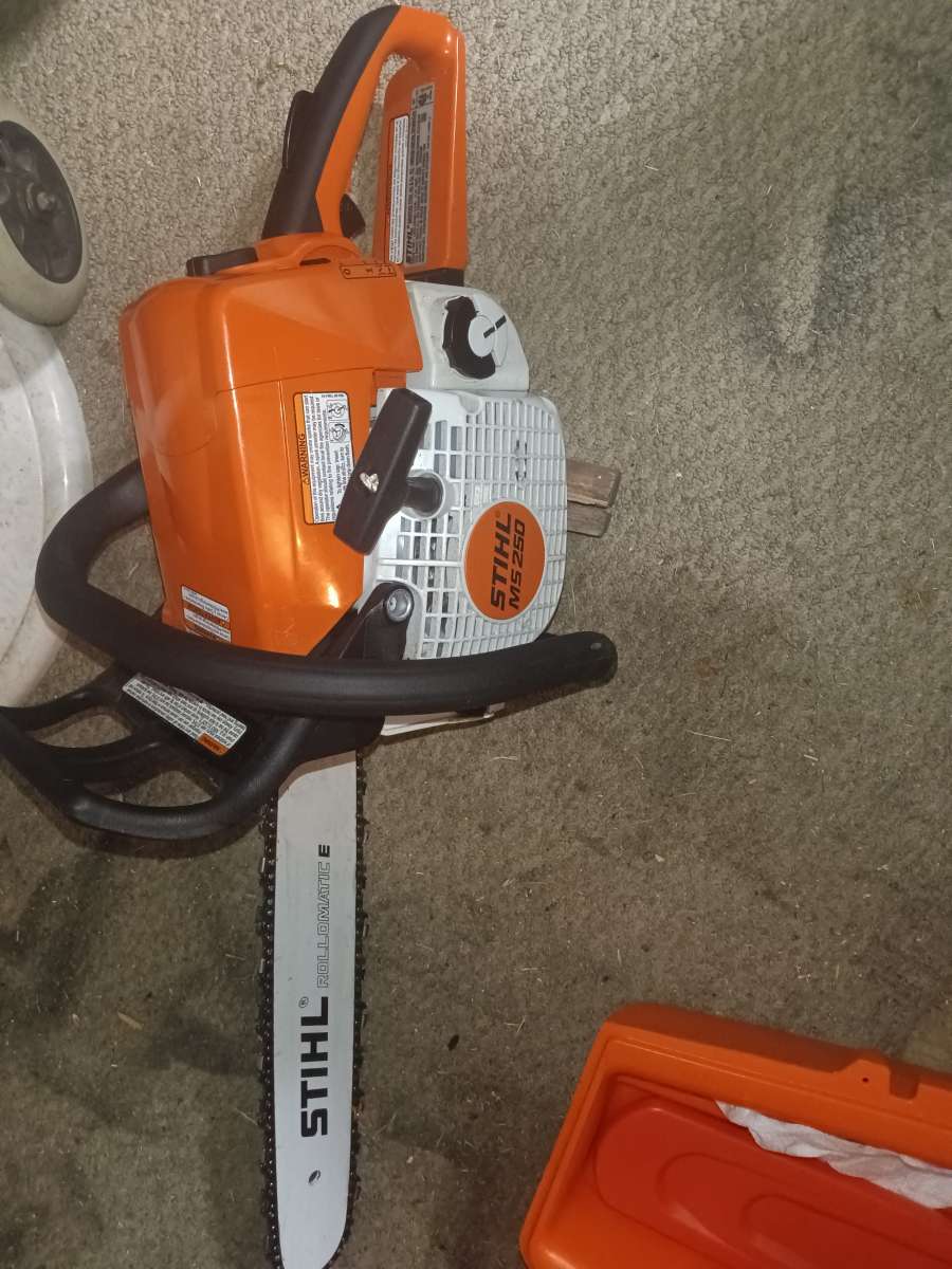 Stihl Chainsaw and Case