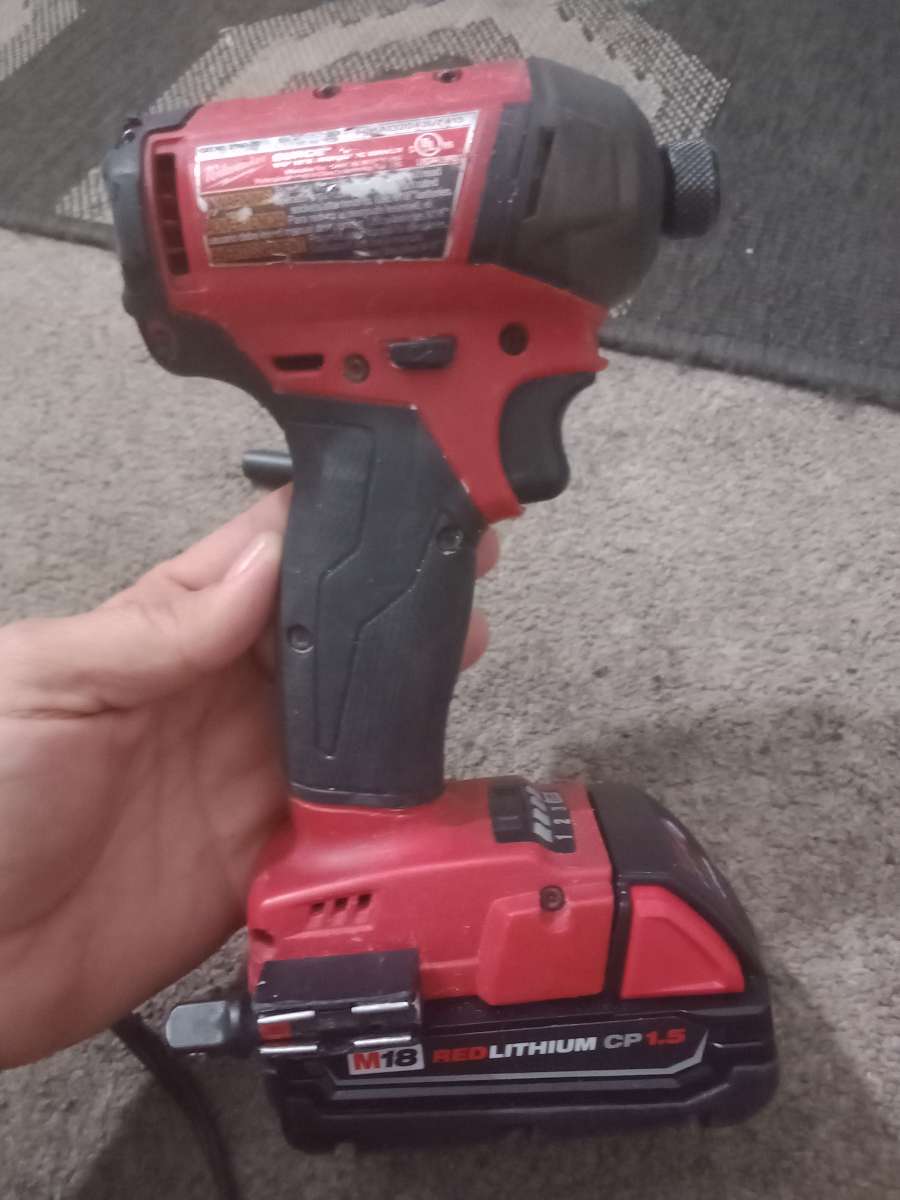 Milwaukee hex hydraulic driver and hex driver