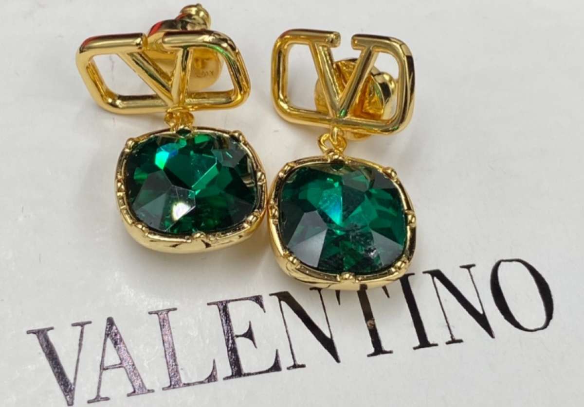 Valentino set fine jewelry