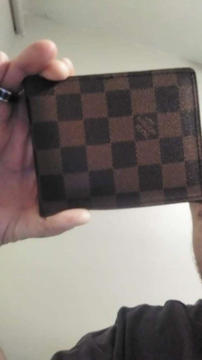 Louis vatton wallet new dont like I paid 500