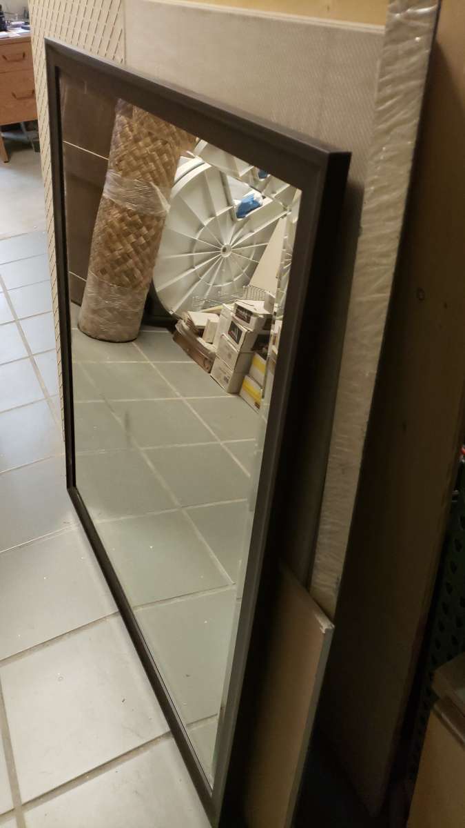 2 large mirrors in wood frame