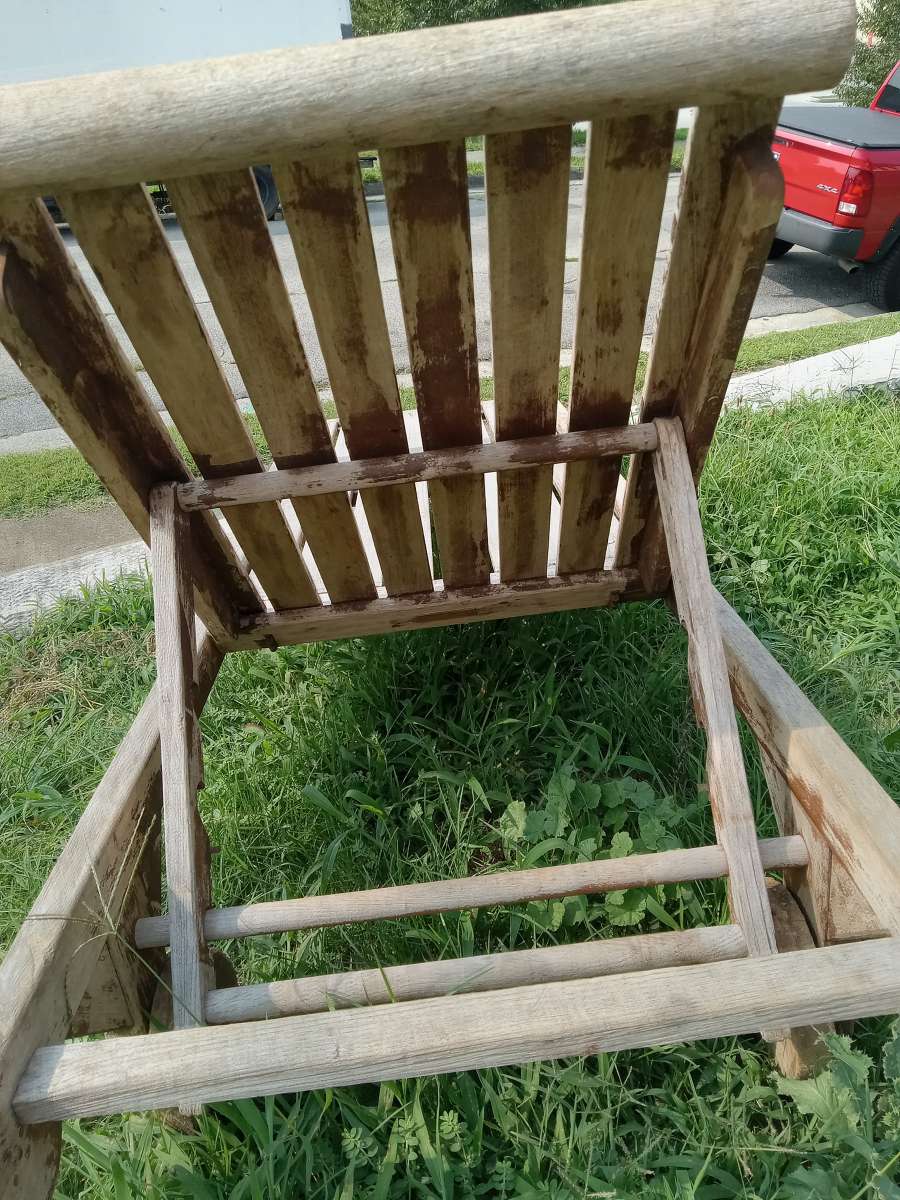 3 Antique Pool Patio Lounge Chairs