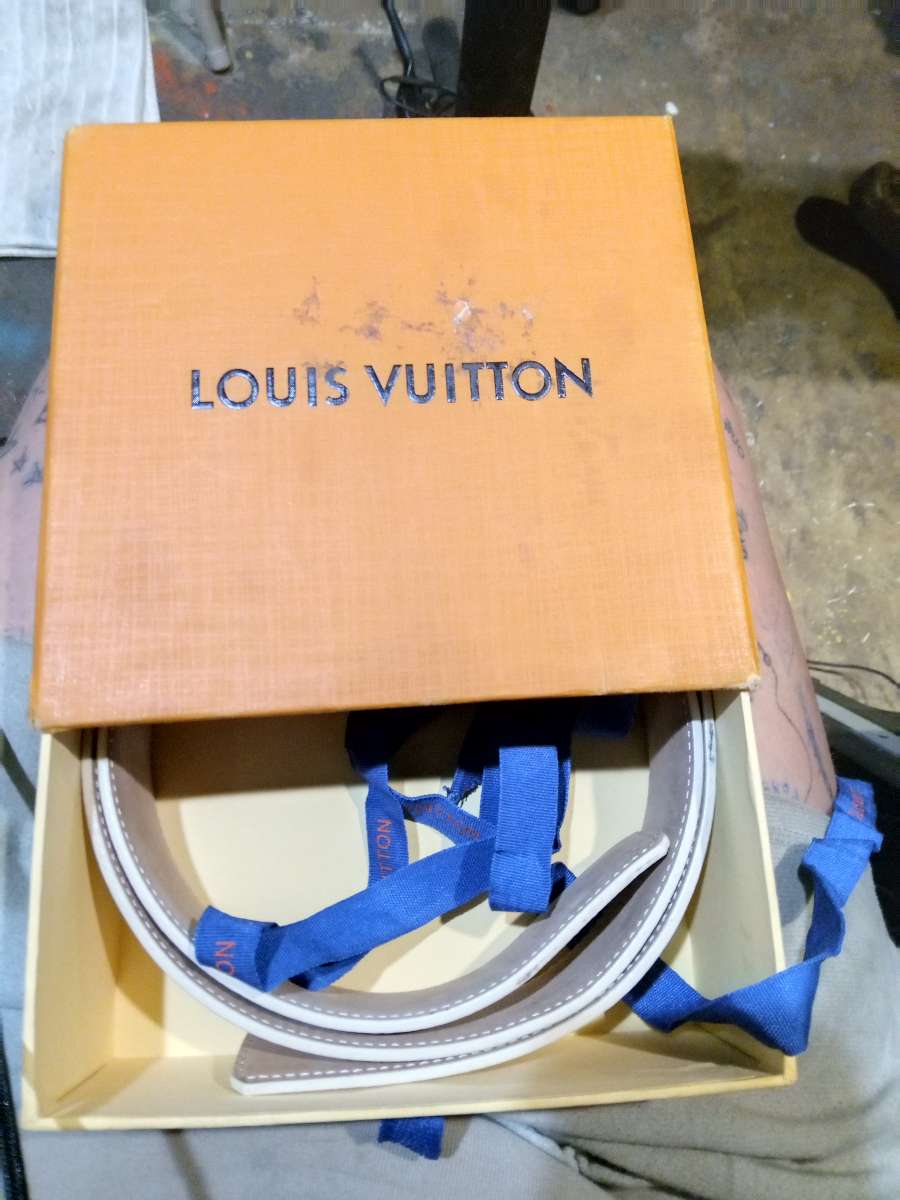 Louis Vuitton belt