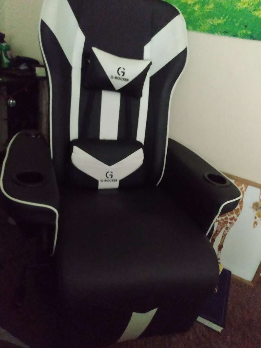 gaming chair