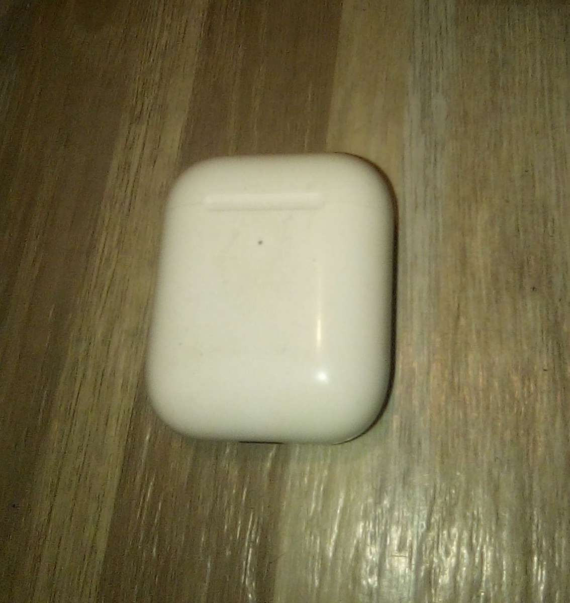 apple airpods 1st gen missing the right earbud