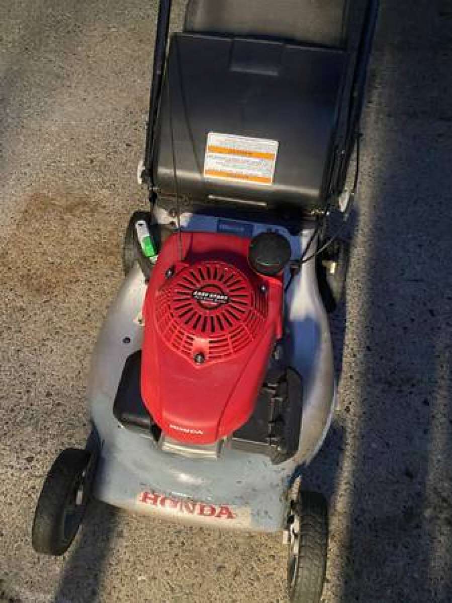 The Honda HRR216VKA selfpropelled lawn mower