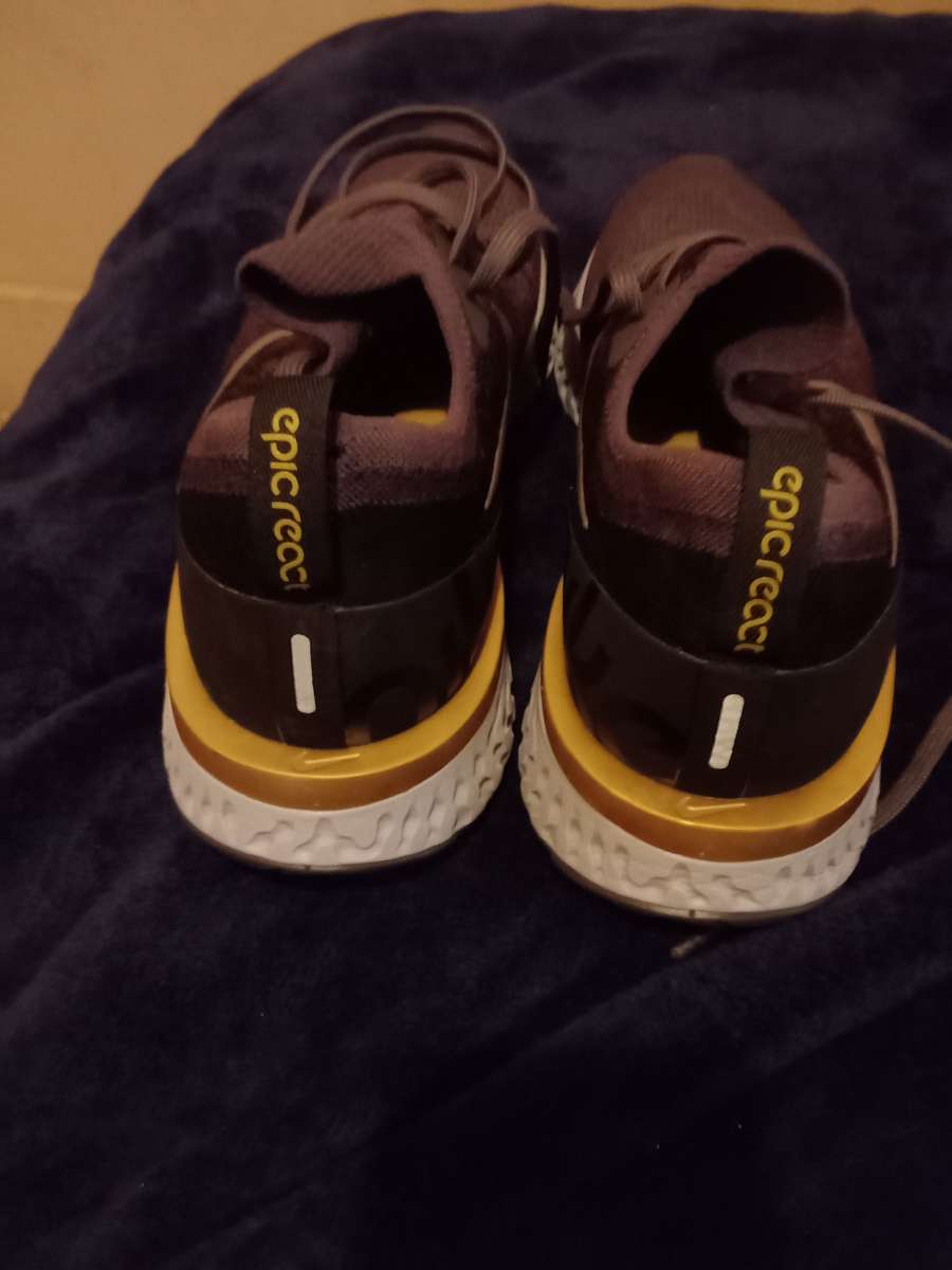 epic react Nike size 12