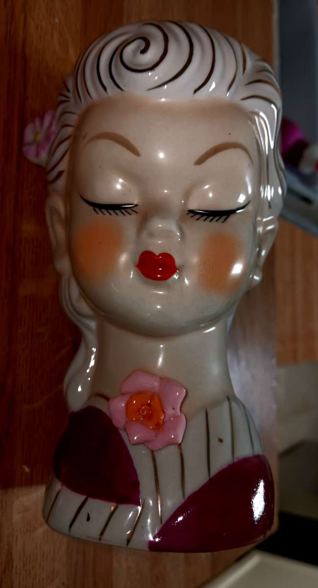 vintage 13 in porcelain painted female beauty head