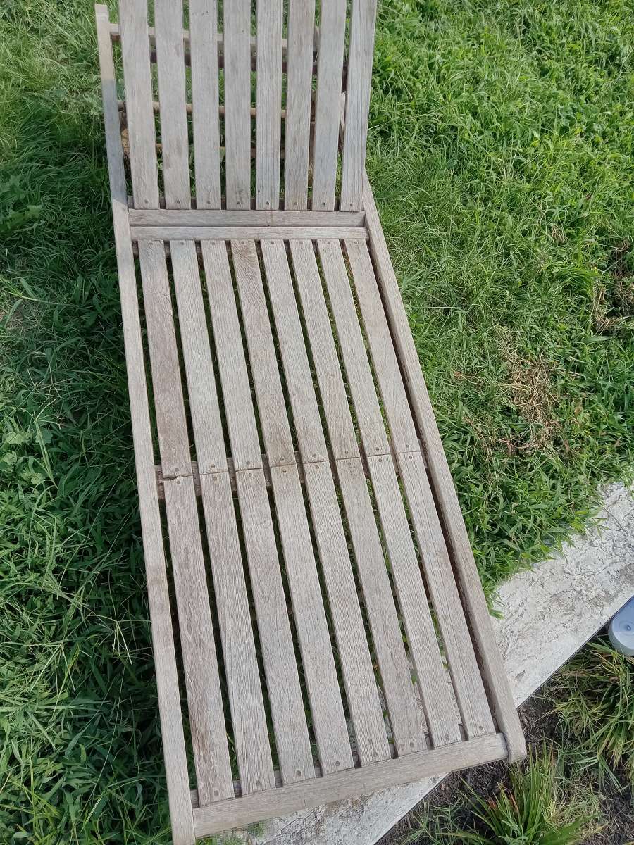 3 Antique Pool Patio Lounge Chairs