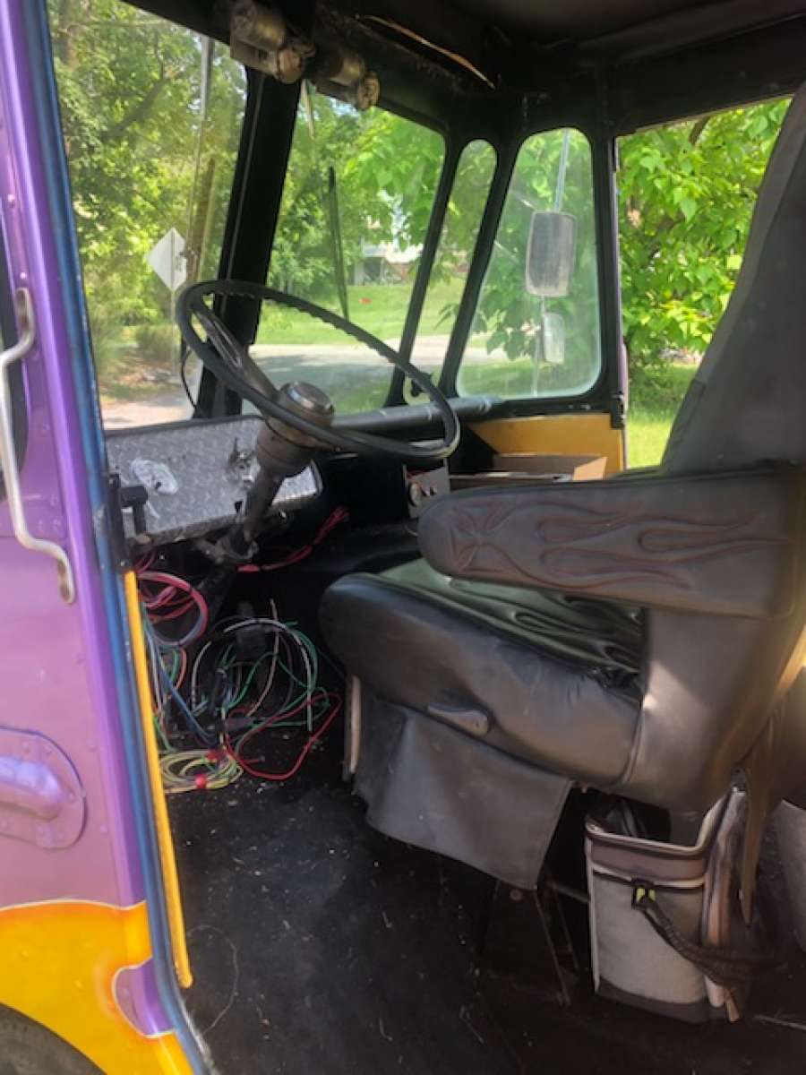1967 Grumman Box Truck