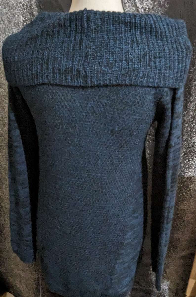 AB Studio Sweater