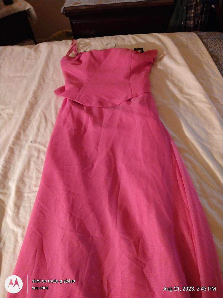 little bit of everything clothes  dishes antiques what knots