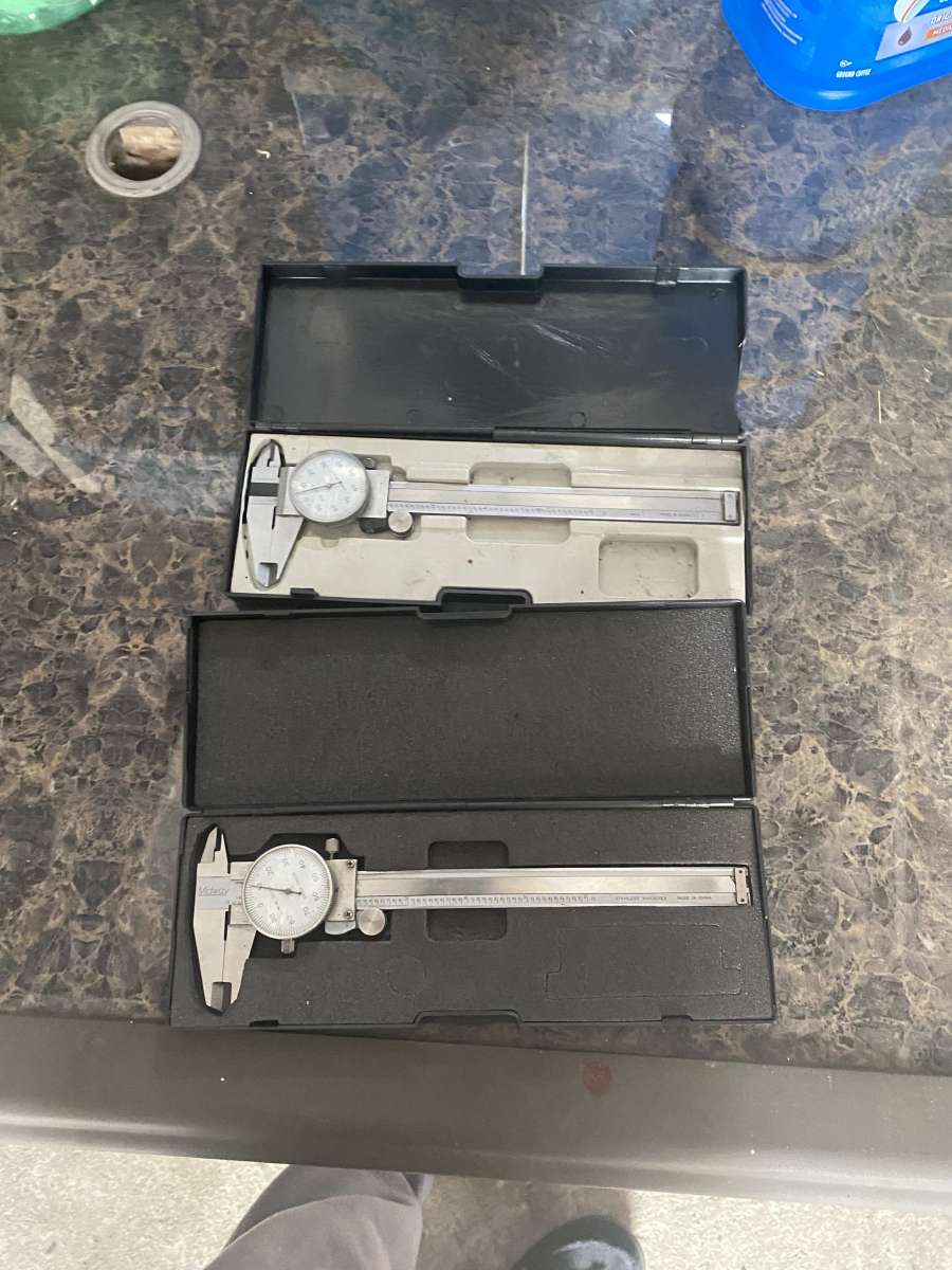 dial calipers