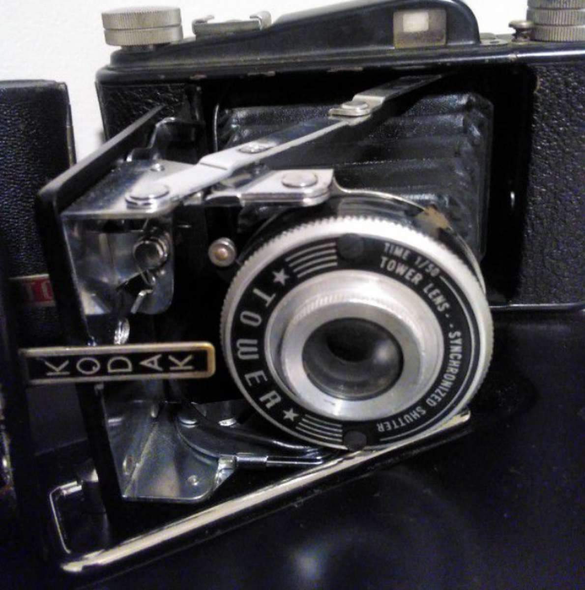 antiques camera  great shape pick up