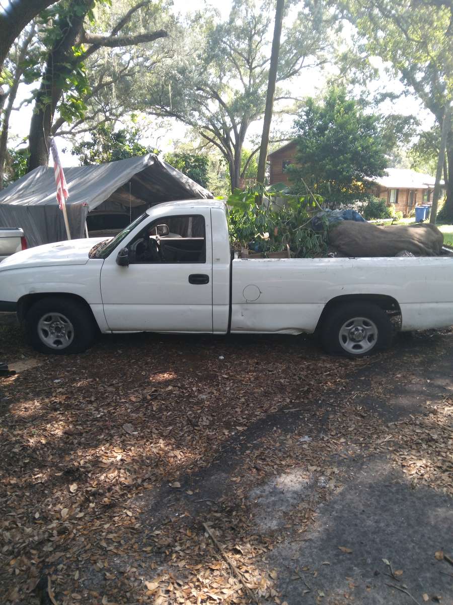 2004 Chevy Silverado 1500 motor is in excellent condition