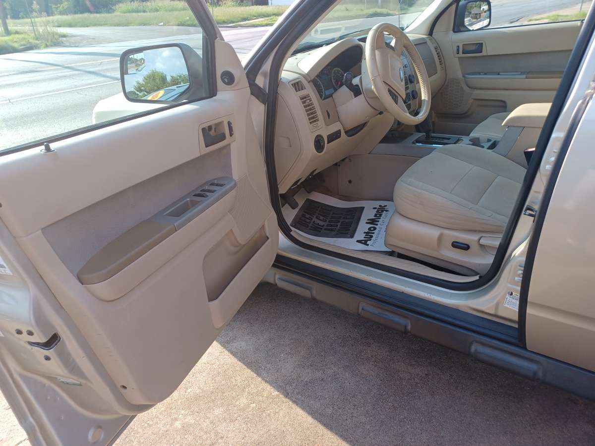 2010 Ford Escape XLT