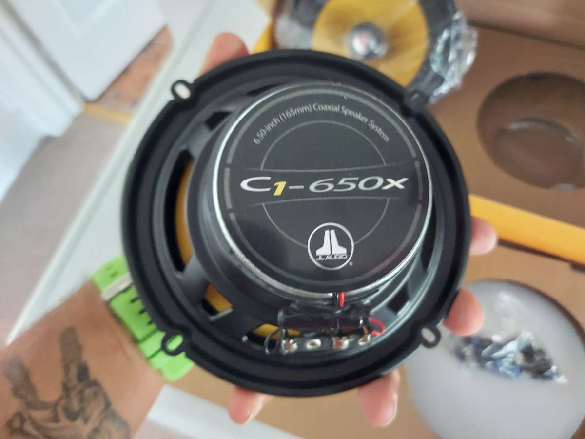 jl Audio speakers