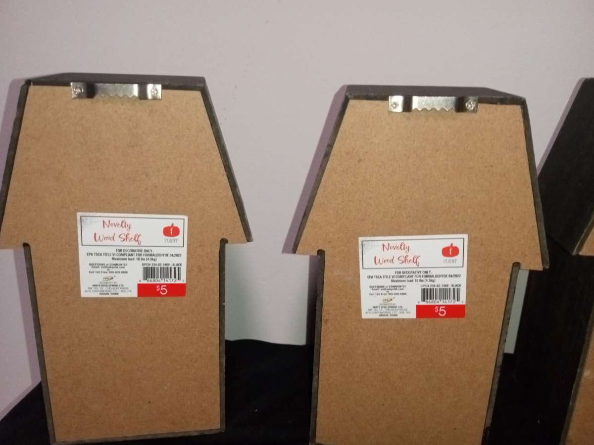 Halloween wooden shelves