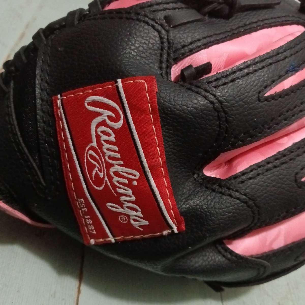 pink softball glove