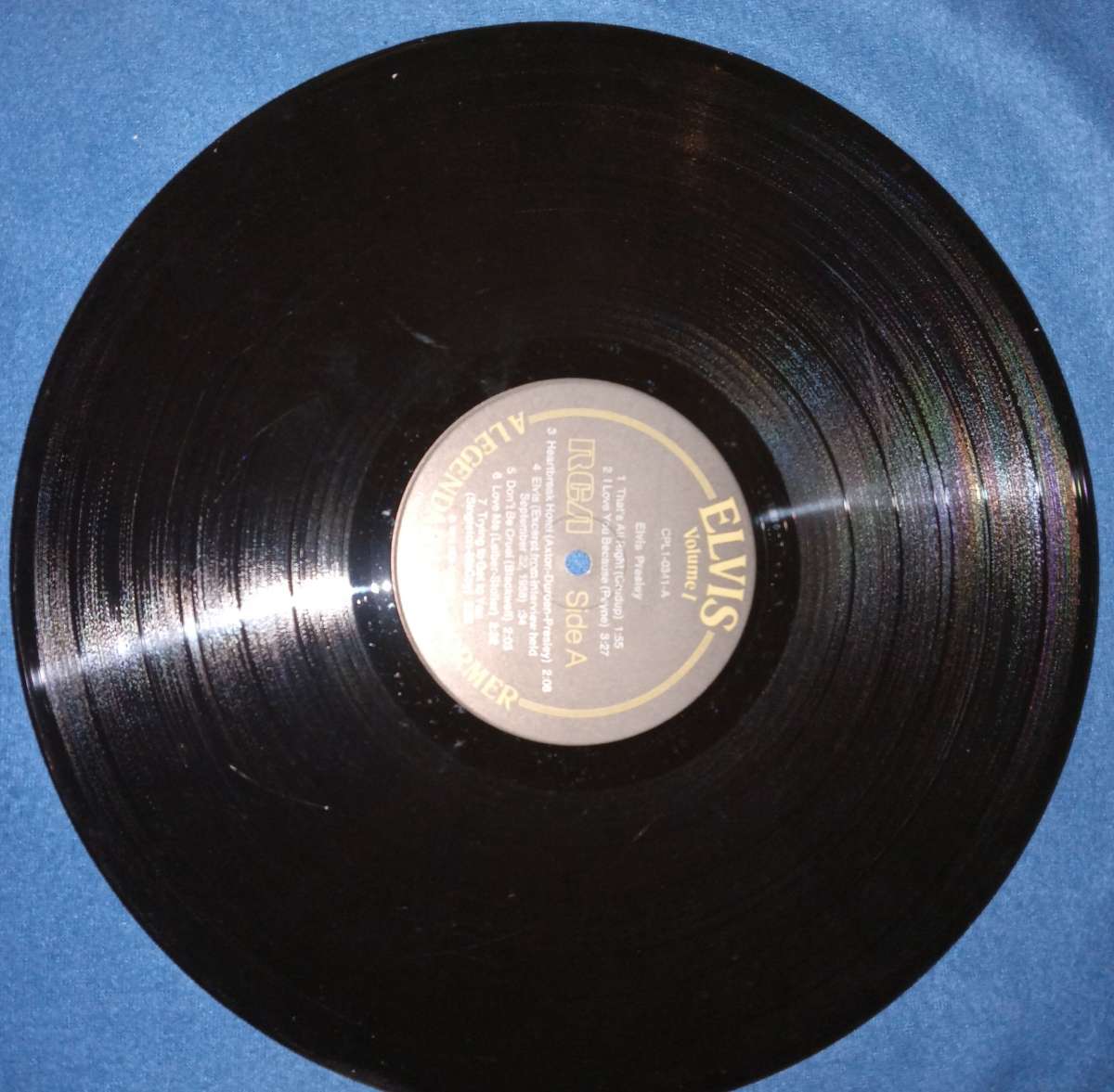 Elvis a legendary performer volume 1