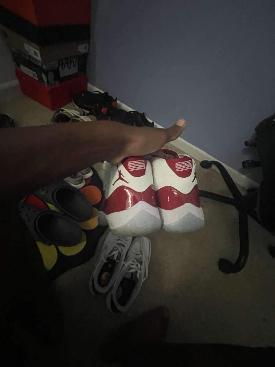 cherry 11 size 7