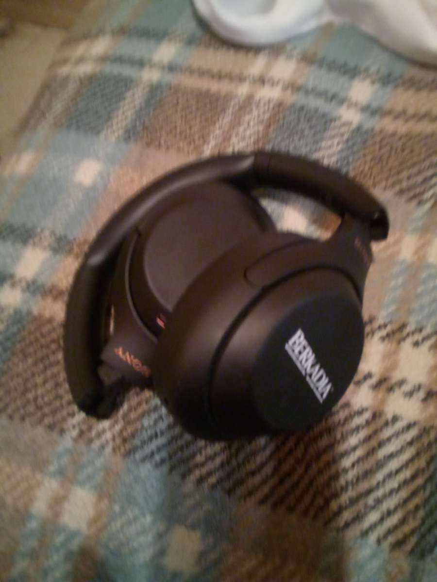 Bluetooth headphones