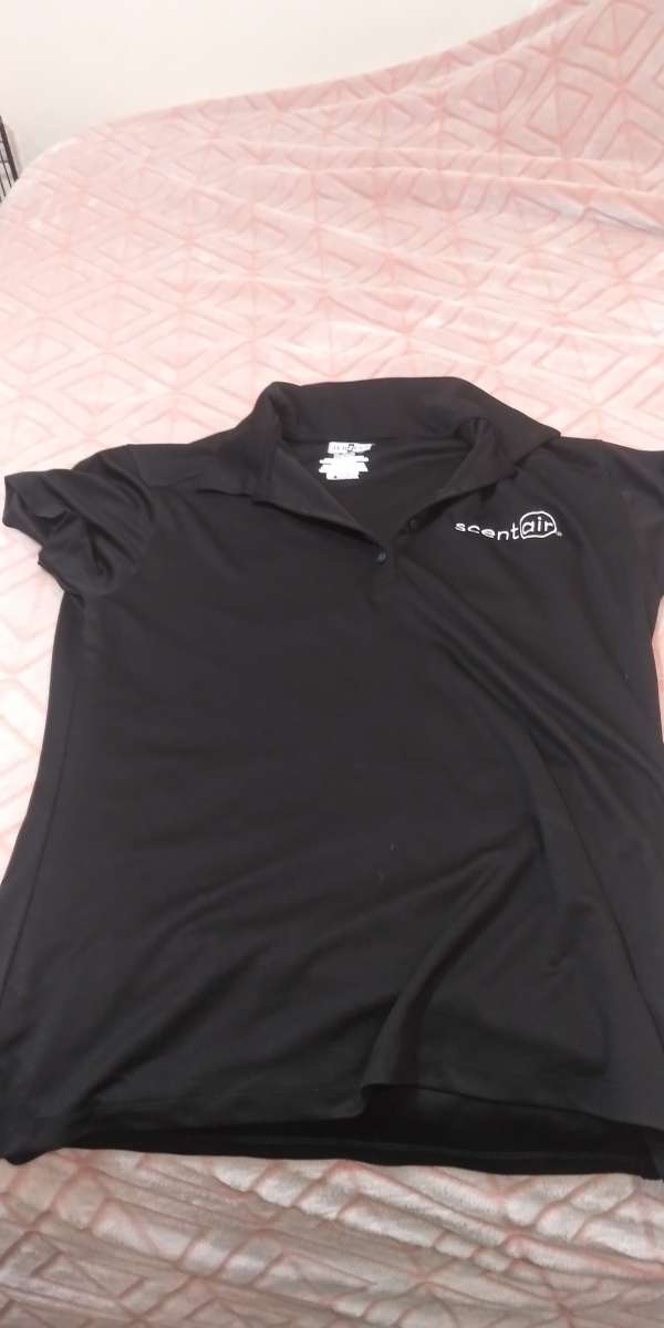 Mens medium shirt