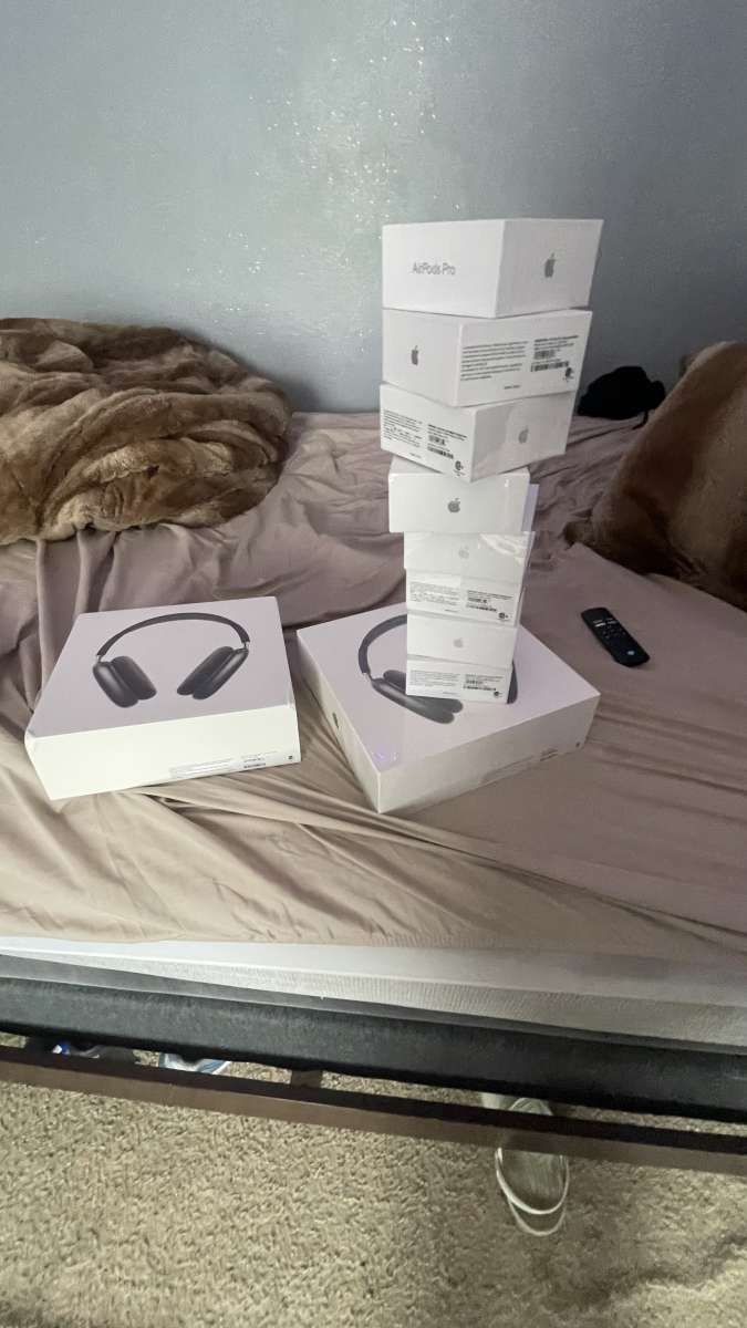 airpod maxe space grey