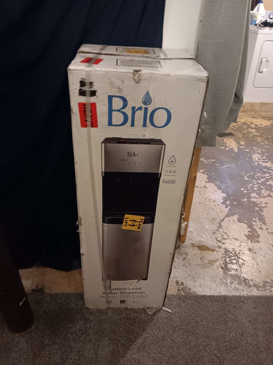 Brio water dispenser