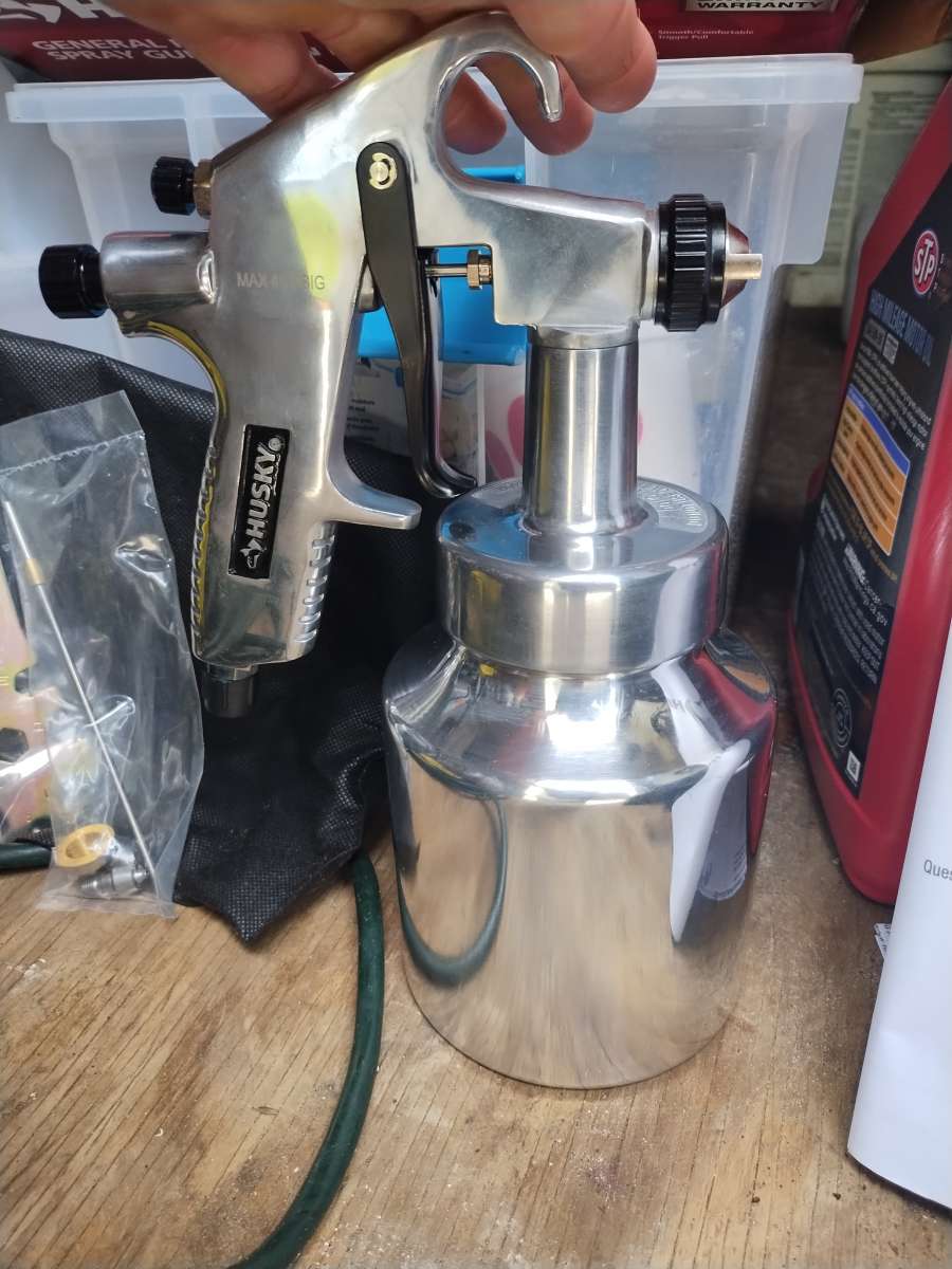 Husky Titanium Spray Gun