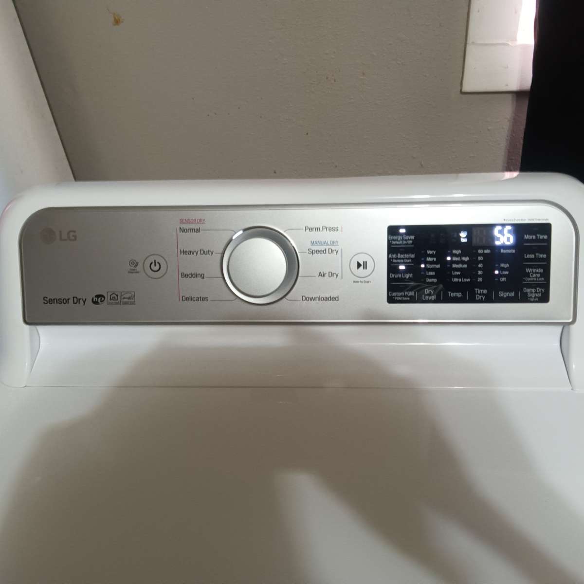 Bran New LG Electric Dryer Wifi Compatible